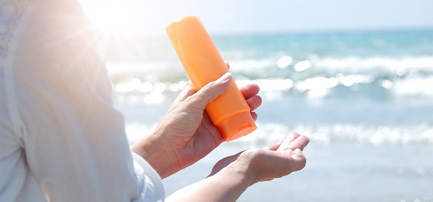از کرم ضد آفتاب استفاده کنید