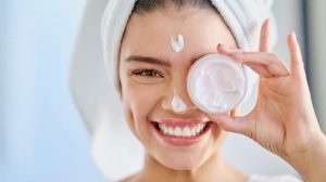 تفاوت مرطوب کننده و آبرسان پوست