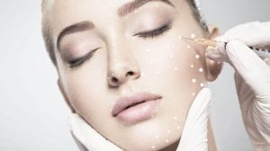 مزوبوتاکس چیست؟ رفع چین و چروک صورت و گردن با مزوبوتاکس