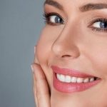 پاکسازی پوست صورت برای داشتن پوستی شاداب و شفاف